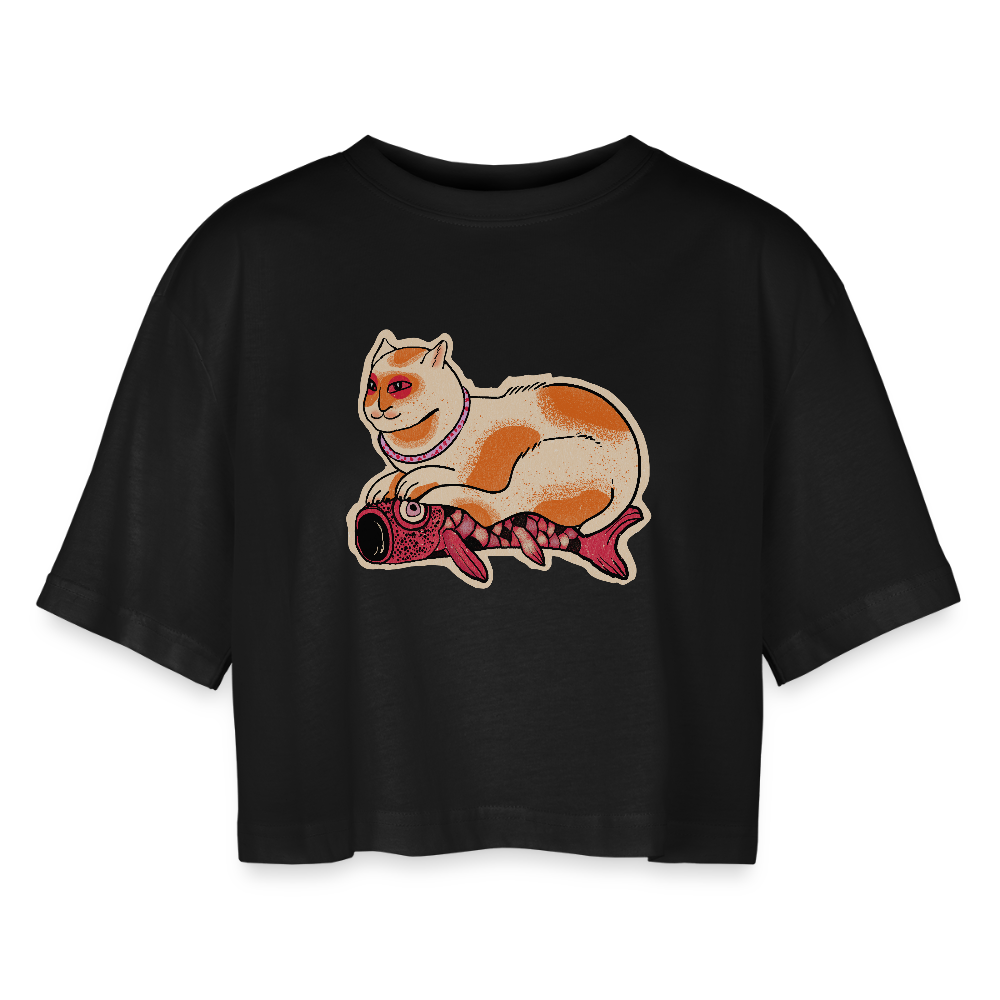 Frauen Oversized Cropped T-Shirt - “Katze & Koinobori” - Schwarz