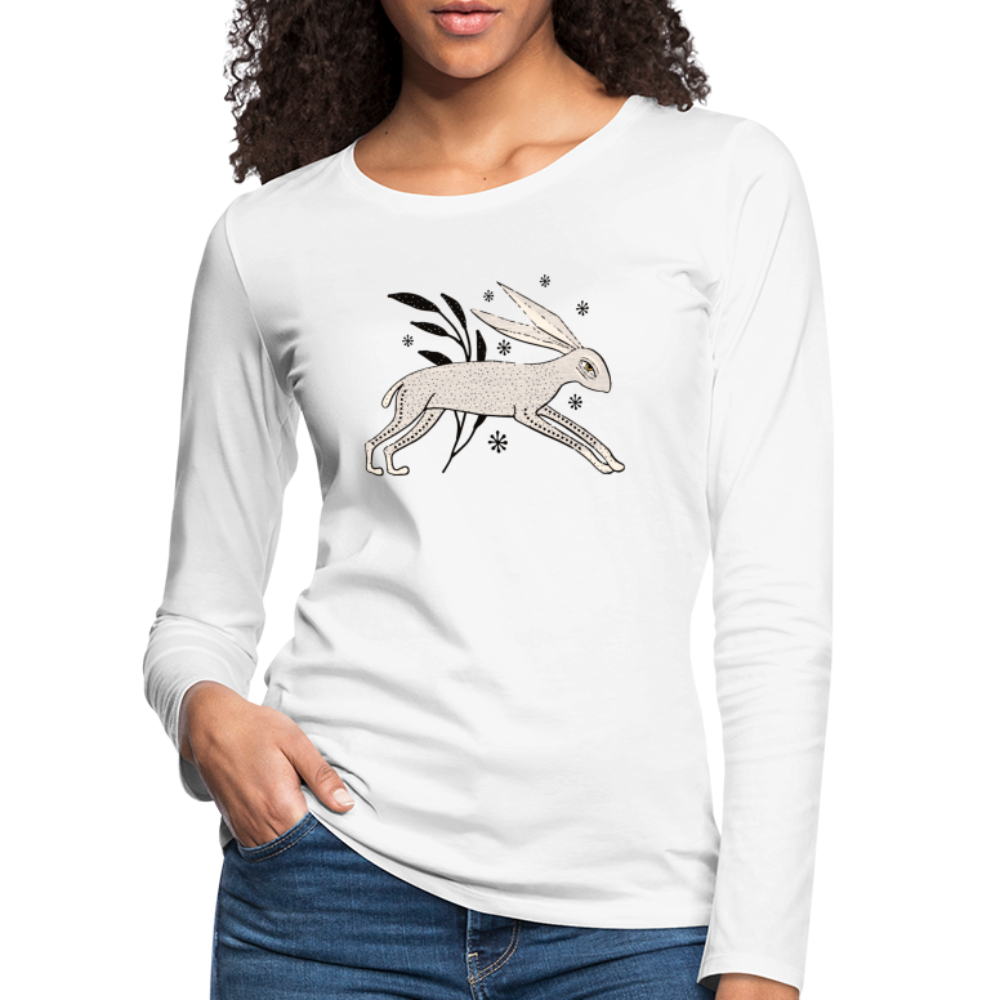 Frauen Premium Langarmshirt - "Winterhase" - Hinter dem Mond