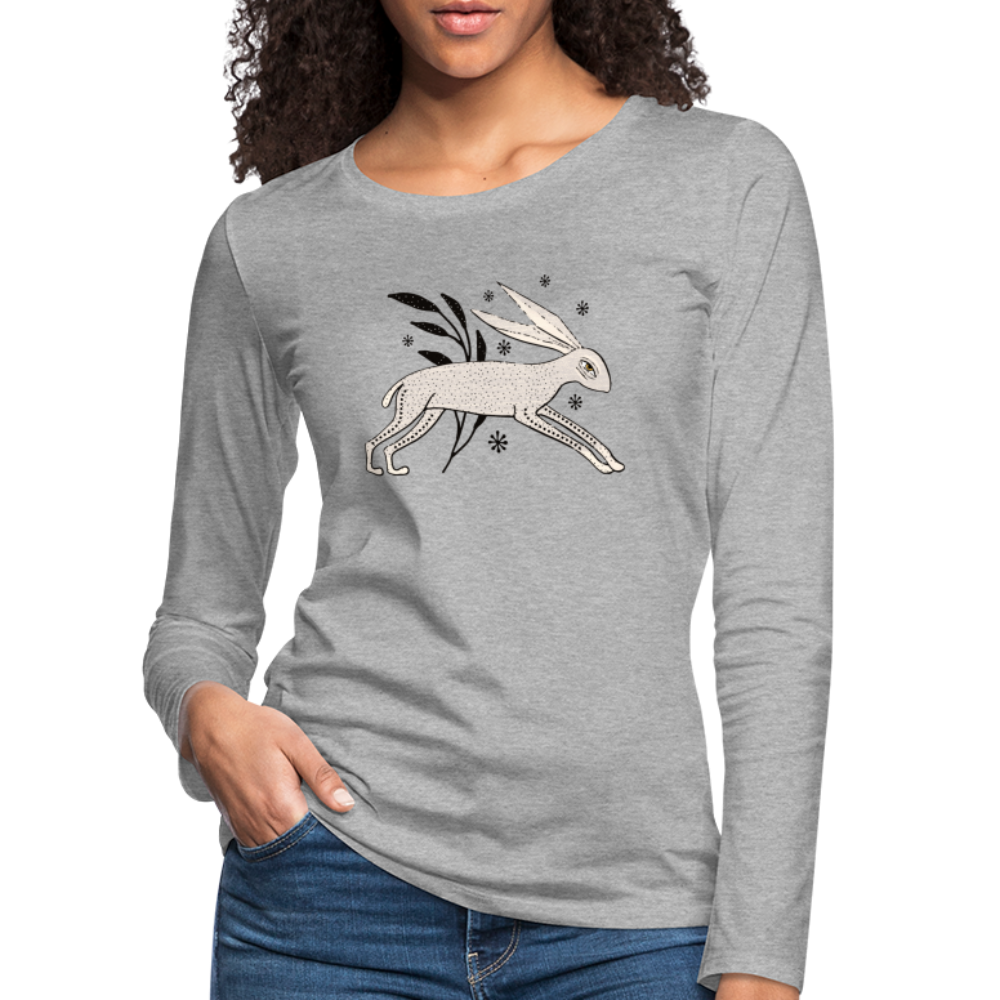 Frauen Premium Langarmshirt - "Winterhase" - Hinter dem Mond
