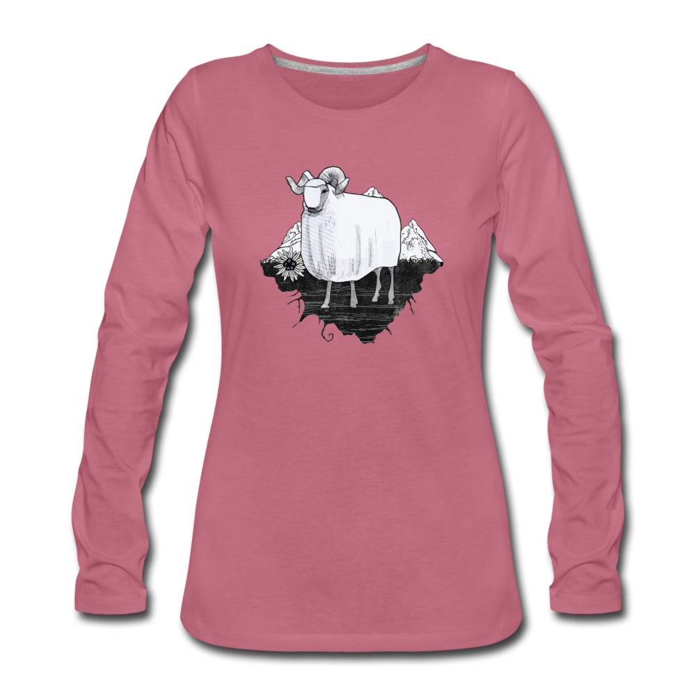 Frauen Premium Langarmshirt "Schaf in den Bergen" - Hinter dem Mond