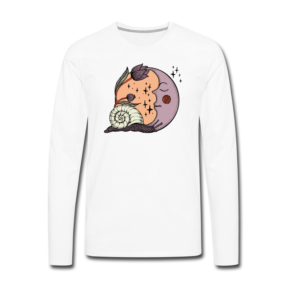 Männer Premium Langarmshirt - “Cottagecore_Schnecke und Mond” - Weiß