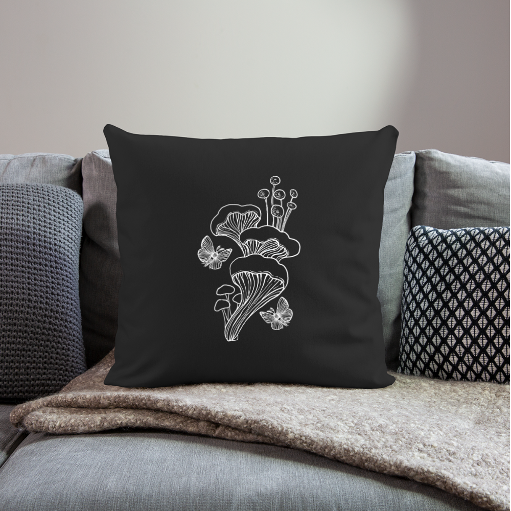 Sofakissenbezug 44 x 44 cm - “Goblincore_Tanz der Motten” - Schwarz