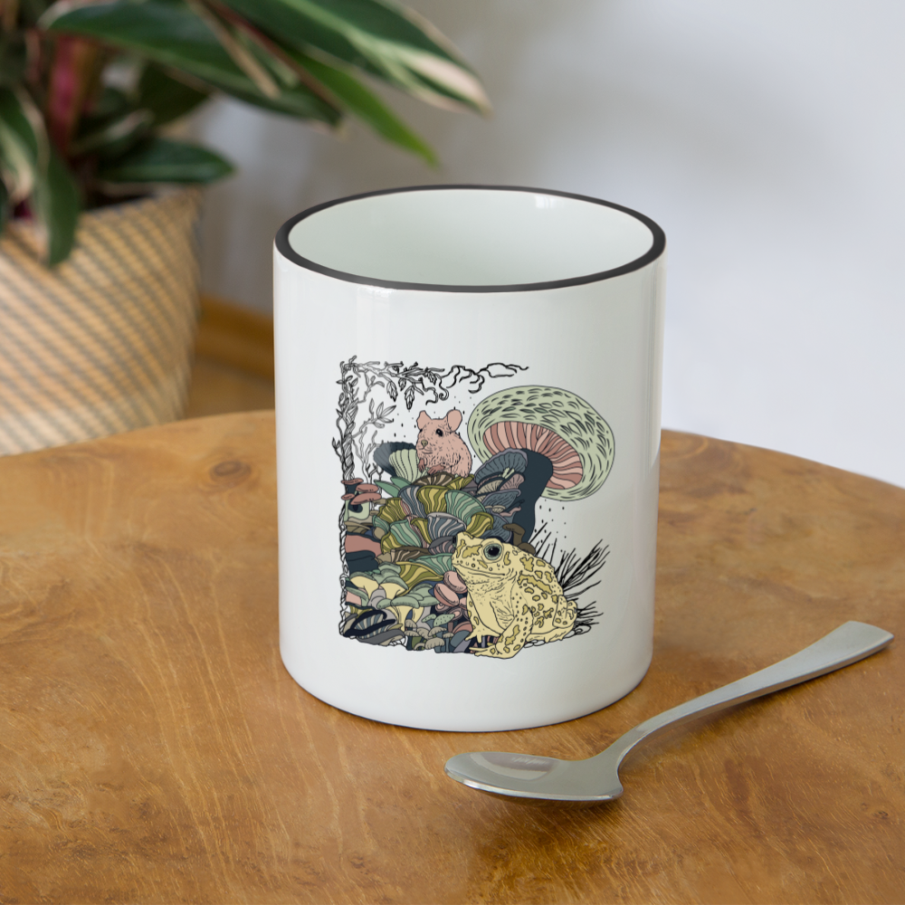 Tasse zweifarbig - “Wimmelbild mit Frosch und Pilzen” - Weiß/Schwarz