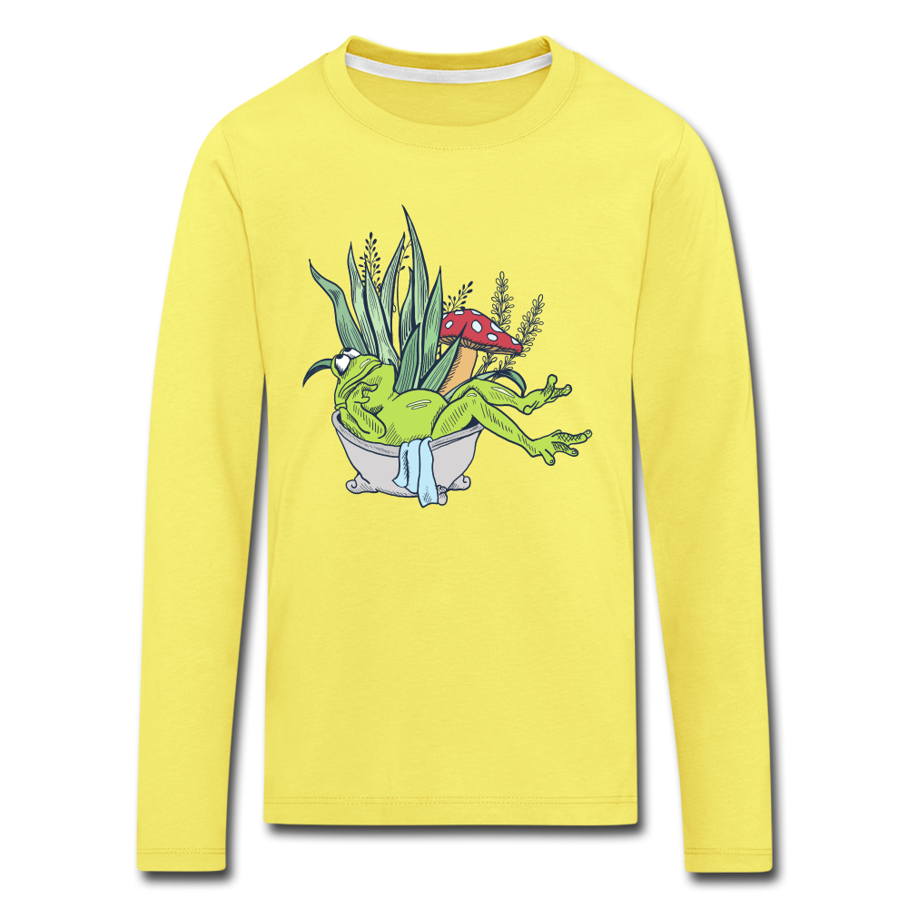 Kinder Premium Langarmshirt - “Cottagecore_Frosch in der Badewanne” - Gelb