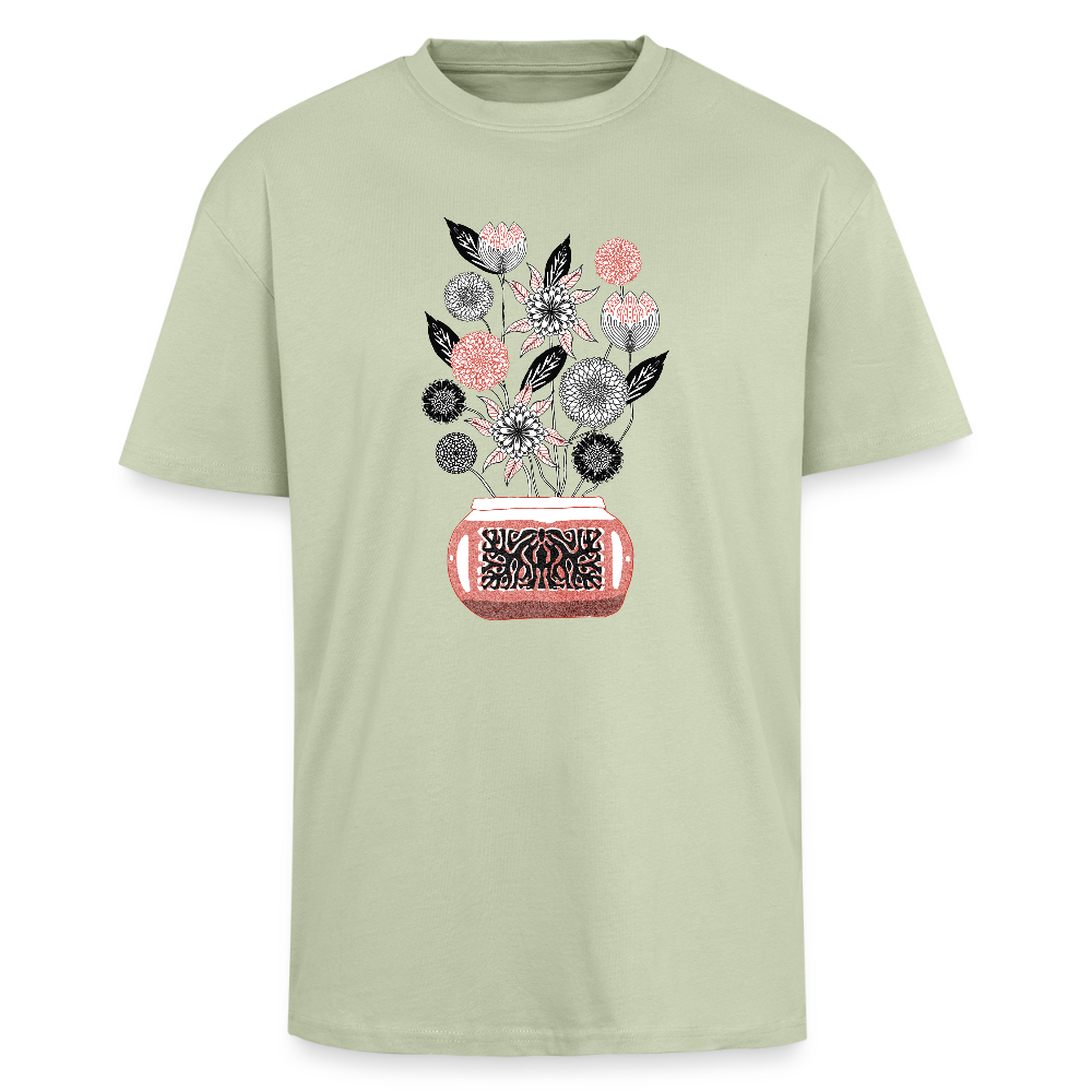 Heavy Oversize T-Shirt - “Vintage Vase” - Leichtes Salbeigrün 