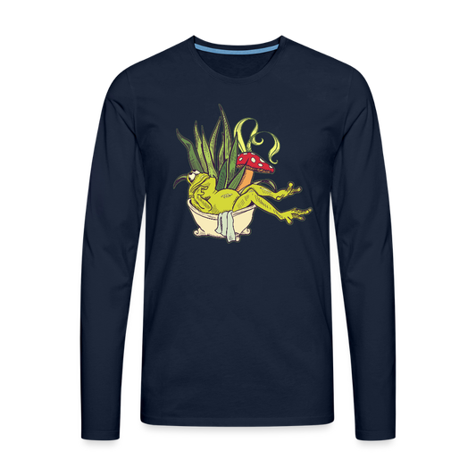Männer Premium Langarmshirt - “Cottagecore_Frosch in der Wanne” - Navy