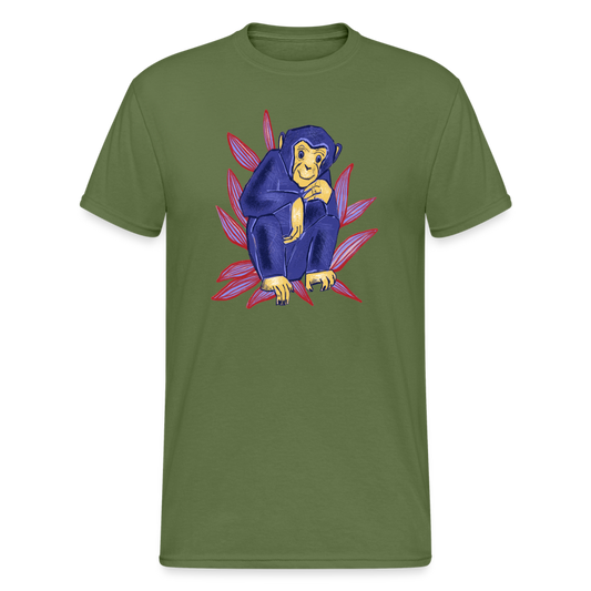 Männer Gildan Heavy T-Shirt - “Blauer Affe” - Militärgrün