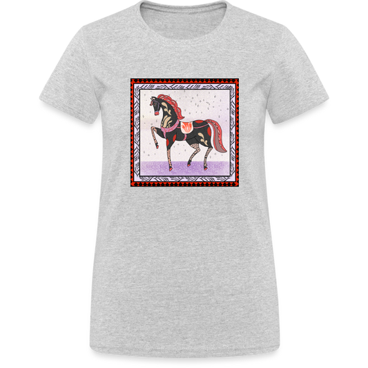 Frauen Gildan Heavy T-Shirt - "Rotes Pferd" - Grau meliert