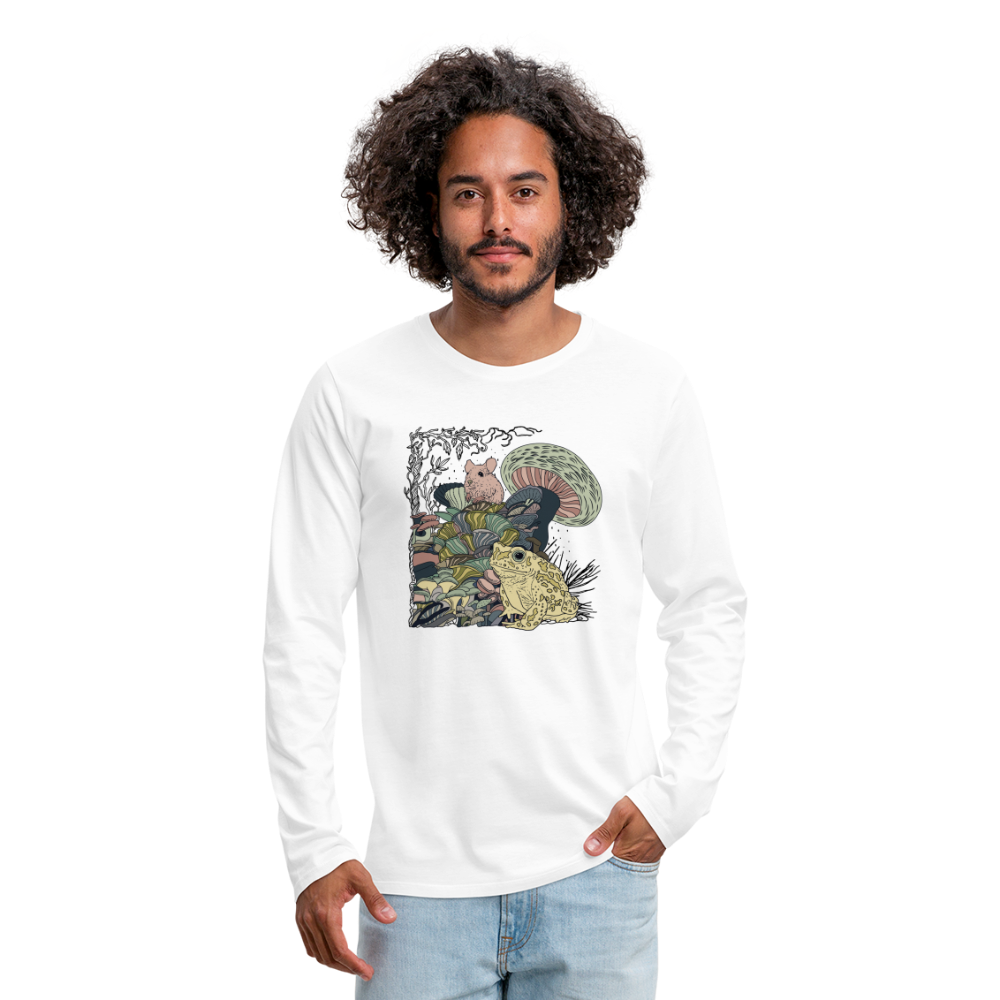 Männer Premium Langarmshirt - “Wimmelbild mit Frosch und Pilzen” - Weiß